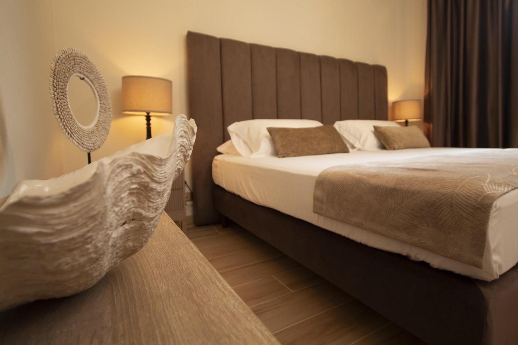 Villamara Luxury Rooms Специя Екстериор снимка